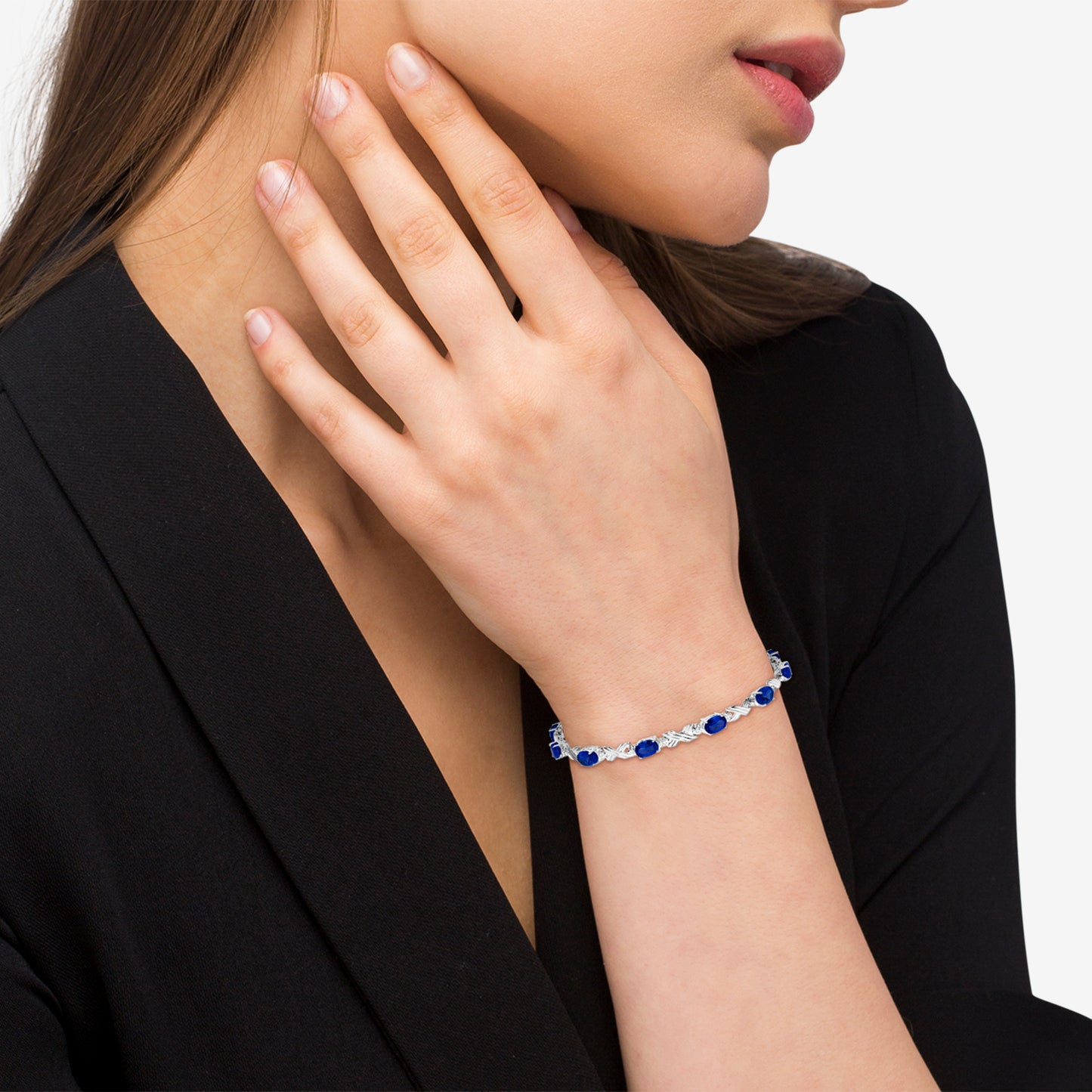 blue sapphire and diamond bracelet