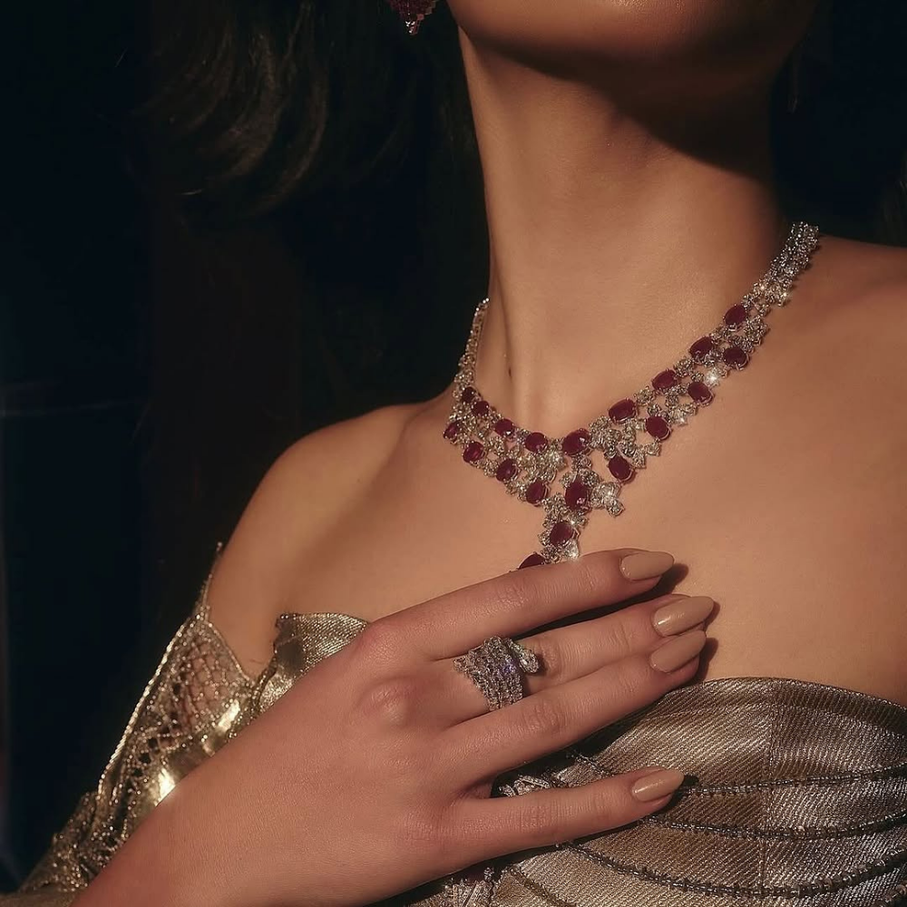 Buy Natural Gemstones in Dubai | Multi Gems & Jewellery
