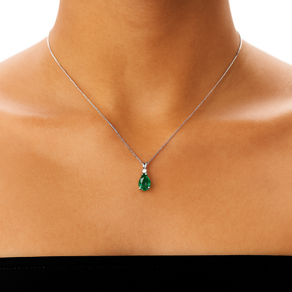 natural Emerald gemstone Necklace in Dubai