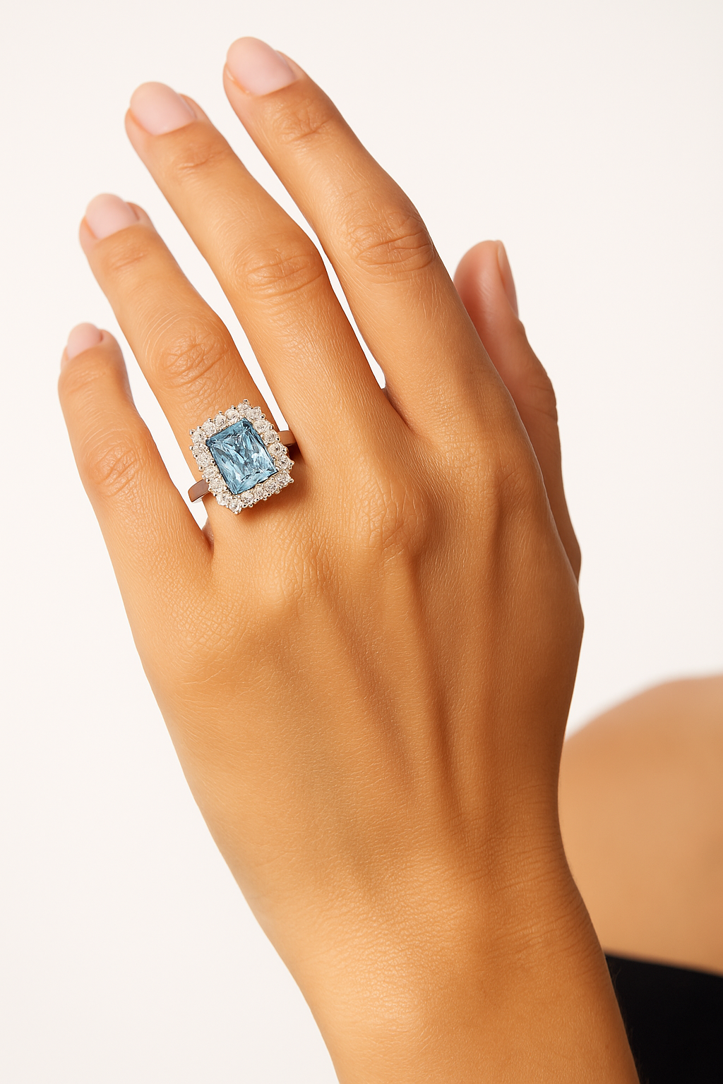 natural gemstone shop in Dubai